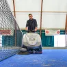 Balayeuse accompagnée pour terrain de sports ANUBIS680BT-TENNIS